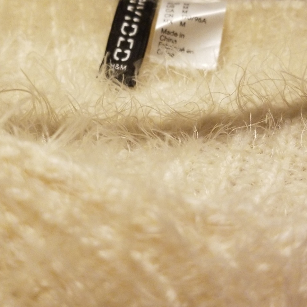 Cream Top - Picture 4 of 5